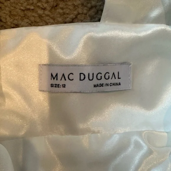 Mac Duggal Elegant Cream Dress - Picture 5 of 5